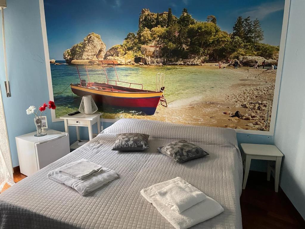 Locami Holiday&Rooms Suite Jolanda CTA Exteriör bild