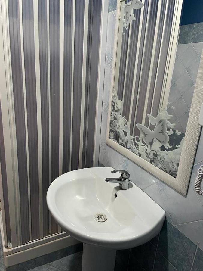Locami Holiday&Rooms Suite Jolanda CTA Exteriör bild